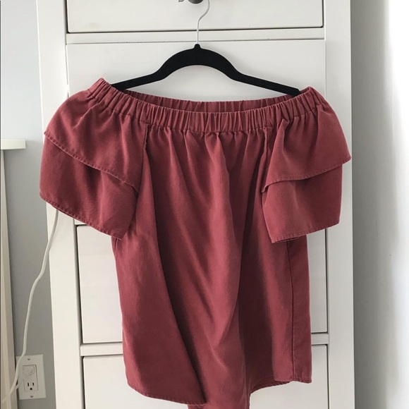 Burgundy off-the-shoulder - Picture 2 of 2